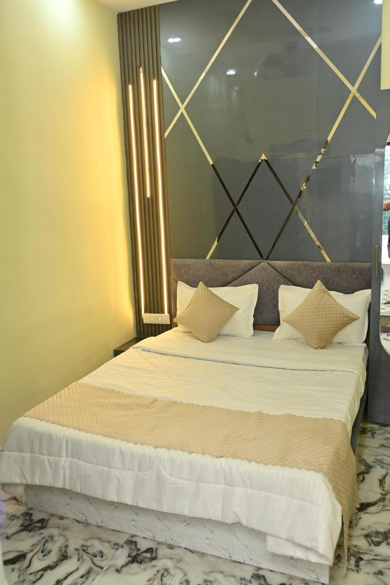 The Vintage Plaza Hotel Baripada Luaran gambar