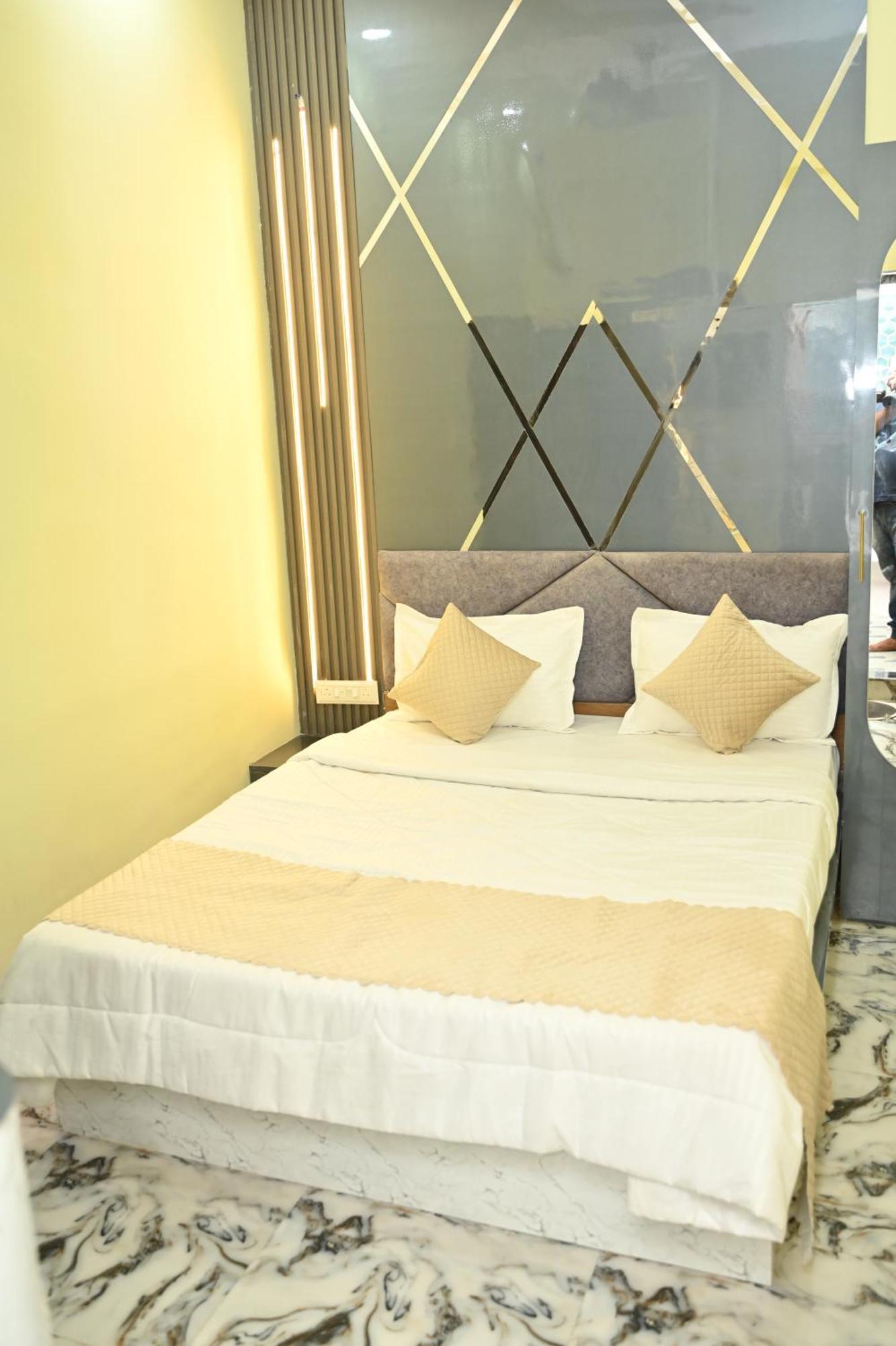 The Vintage Plaza Hotel Baripada Luaran gambar