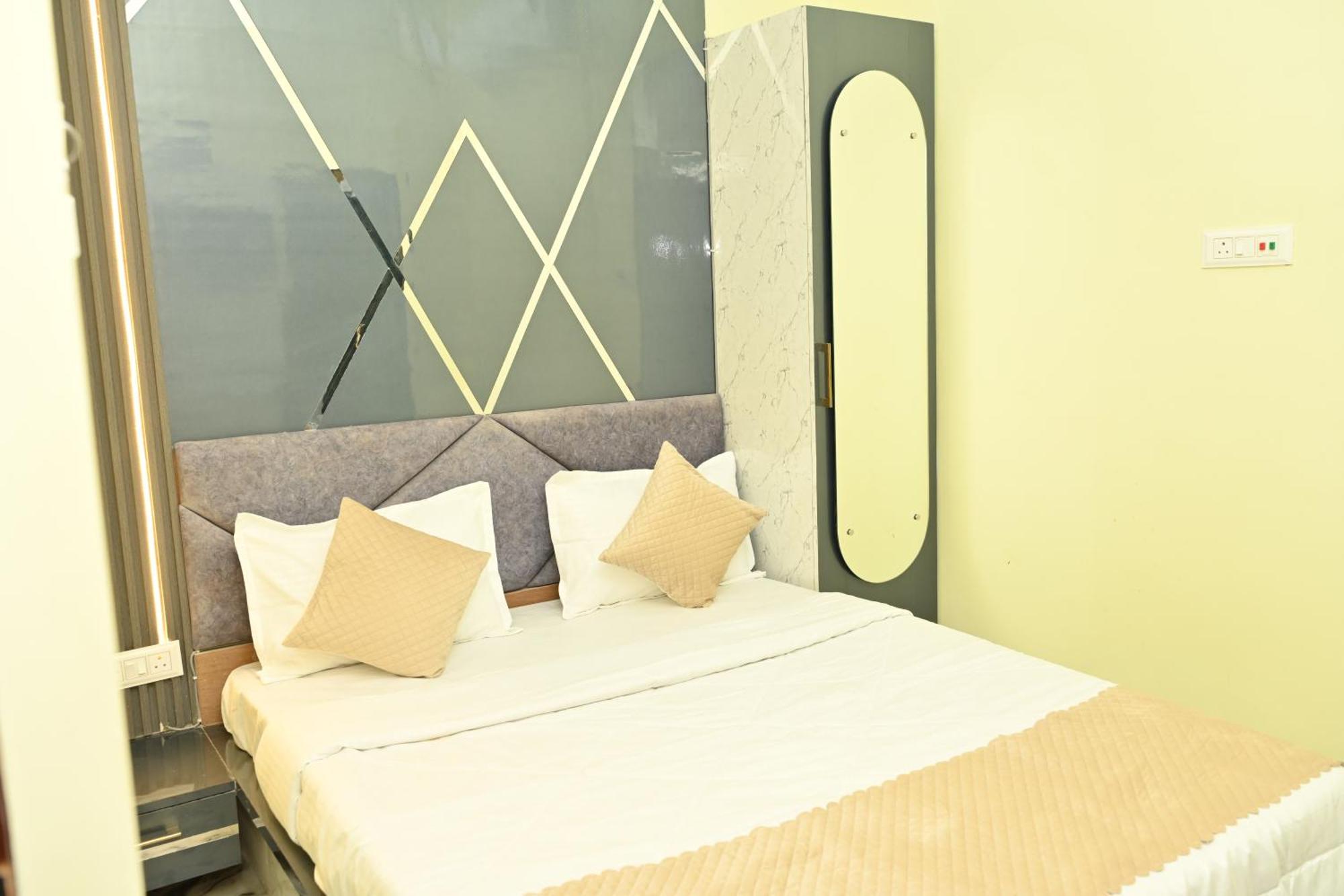 The Vintage Plaza Hotel Baripada Luaran gambar