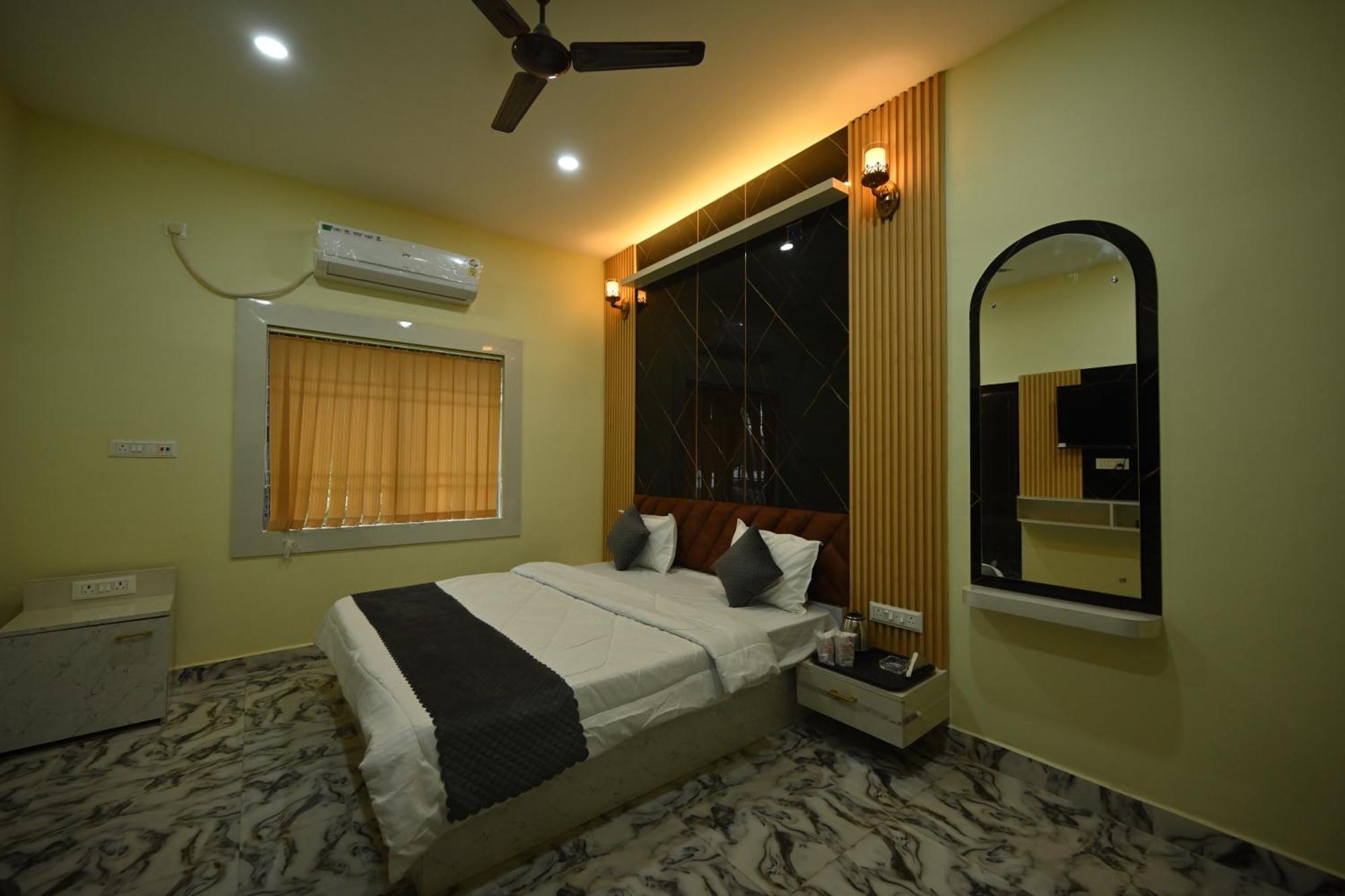 The Vintage Plaza Hotel Baripada Luaran gambar